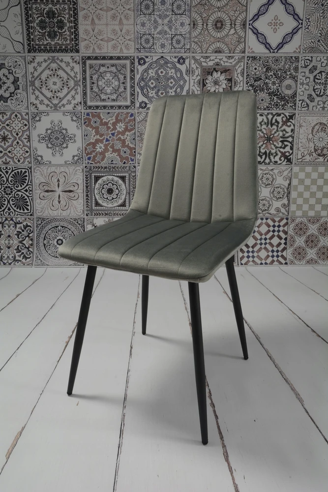 Dankor Design 4 DankorDesign AXA pilkų kėdžių rinkinys