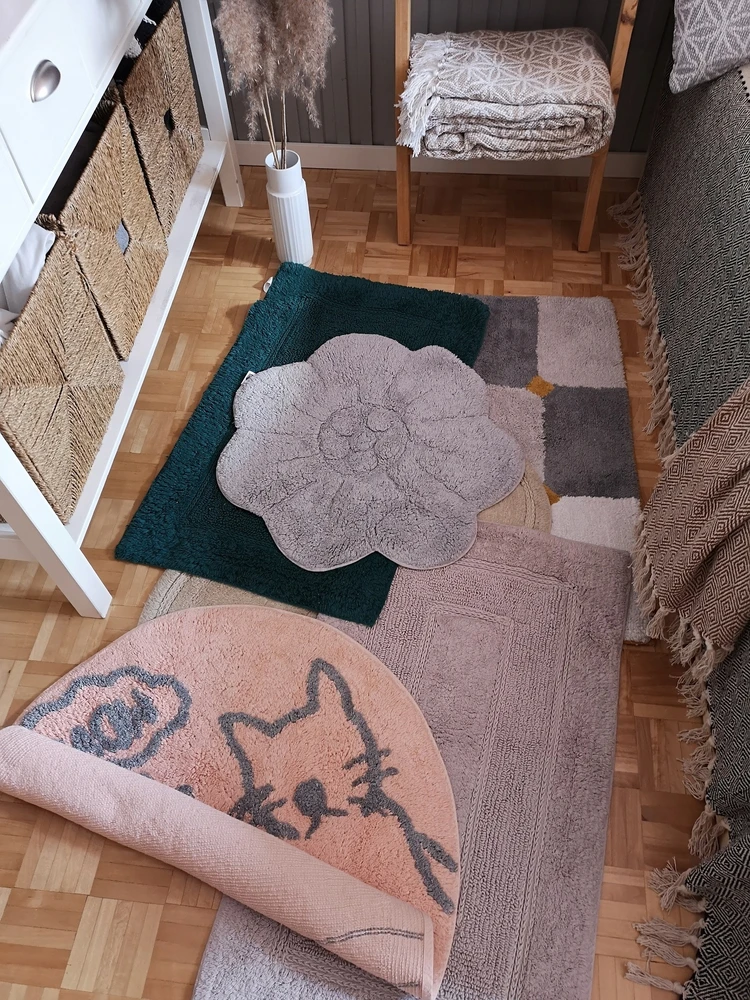Decovena Dywan apvalus 70cm kotek siedzisko mata pokój dziecka róż NA PREZENT