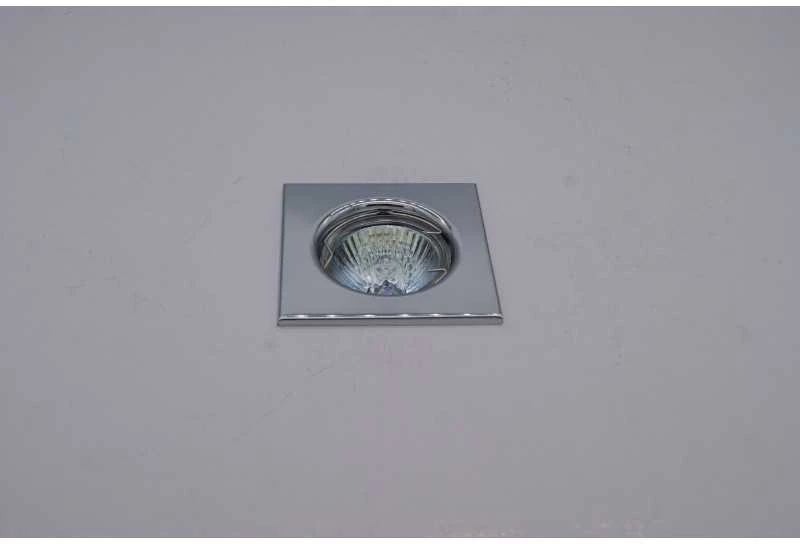 Dekoratyvinis šviestuvas BESK 80x80x30mm