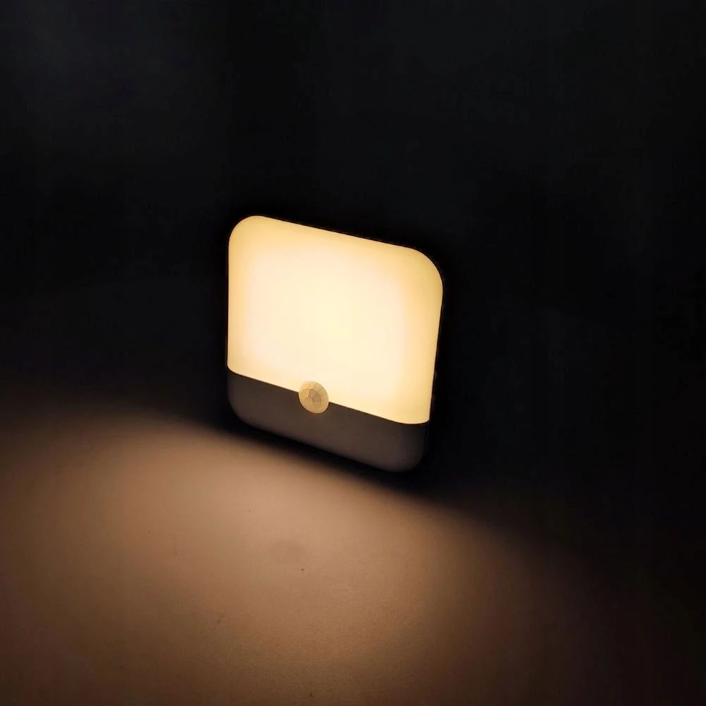 Dioled Lampka nocna LED USB 40lm 3000K czujnik ruchu i zmierzchu