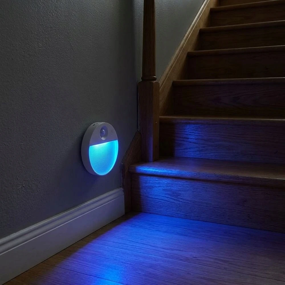 Dioled Lampka nocna LED USB RGB czujnik ruchu i zmierzchu ściemnialna