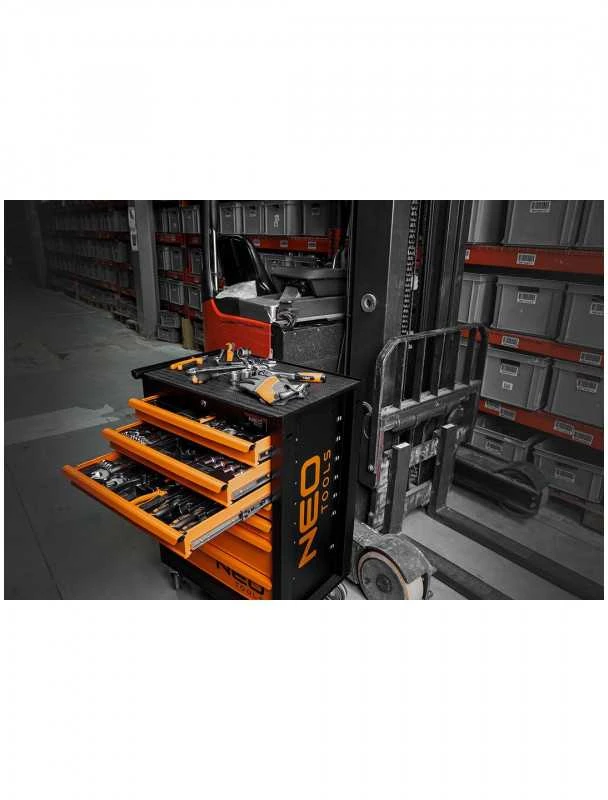 Dirbtuvių spintelė NEO TOOLS 84-222-9 su 7 stalčiais ir 129 įrankiais (matmenys: 680 x 460 x 1030 mm)