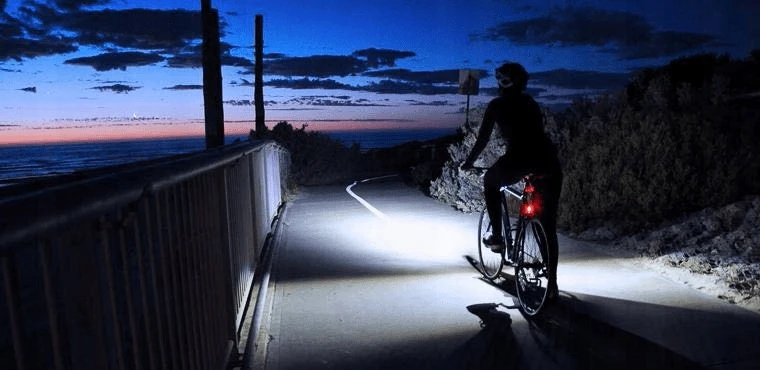DMR LAMPKA ROWEROWA SOLARNA LED USB KLAKSON DZWONEK