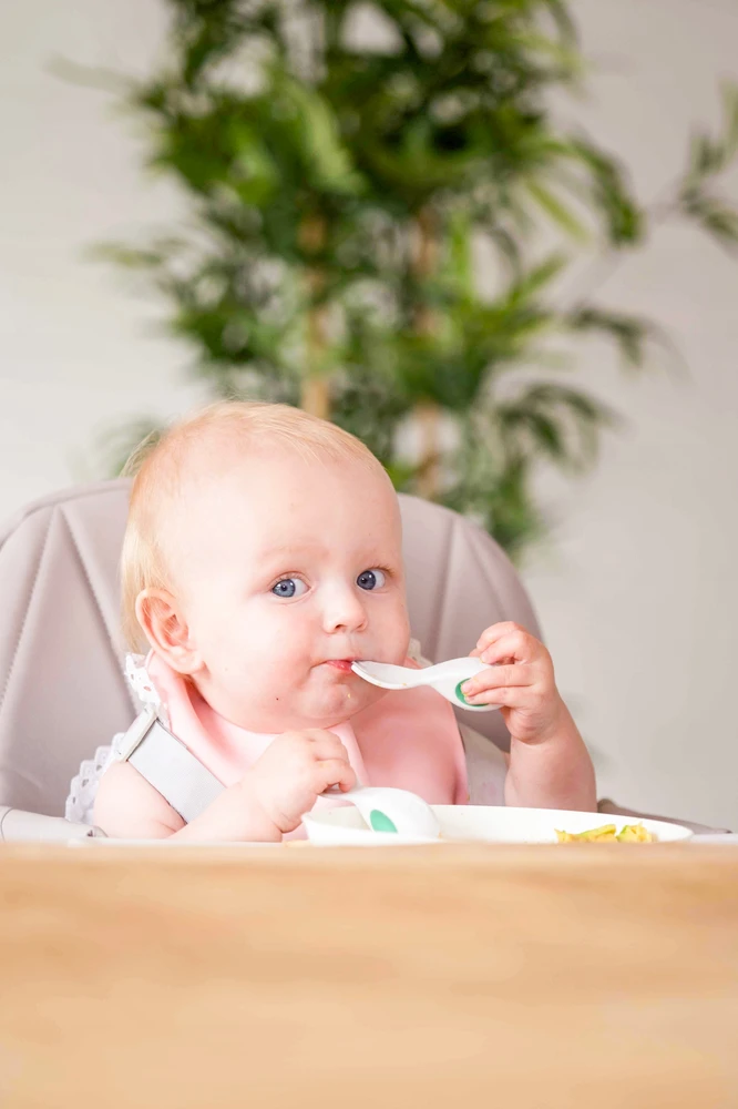 Doddl šaukštas ir šakutė mažiausiems 6 mėnesių vaikams