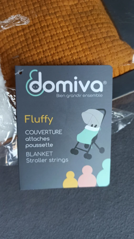 Domiva Puszysty Kocyk 75 x 100 cm Karmelowy su Mocowaniem do Wózka - su metką