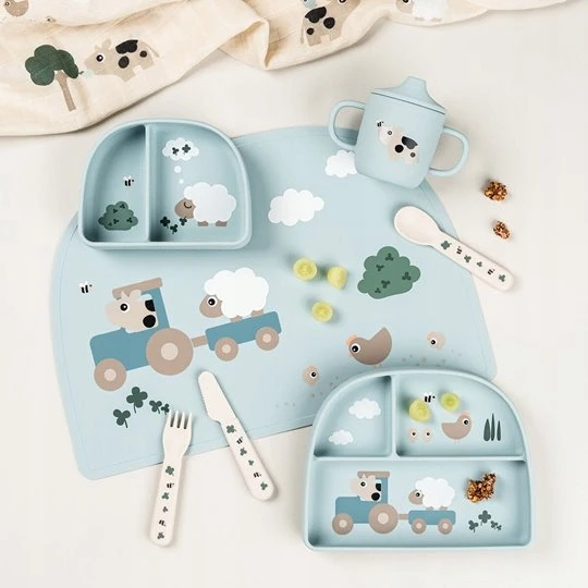 Done By Deer Padarė Deer Silicone Table Pad Tiny Farm Mėlyna