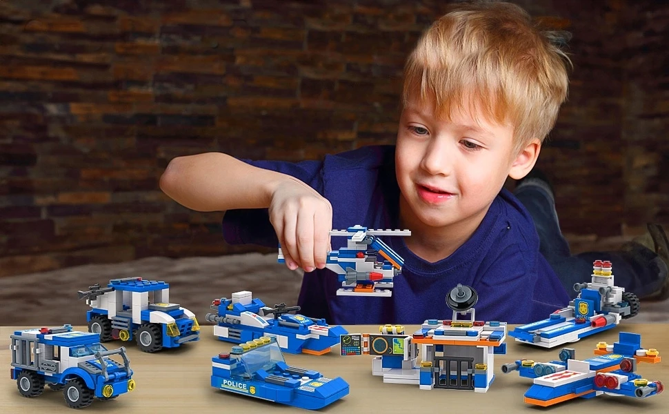 Doris Statybiniai blokai POLICE BIG SET Police Station Robot Cars 824