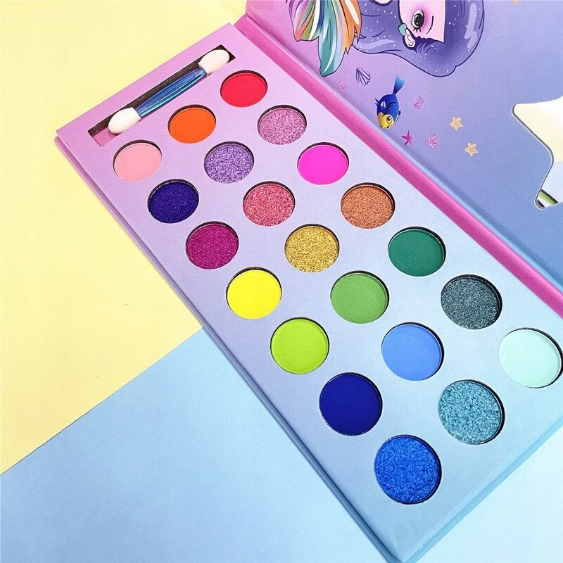 Drobiazgarnia DAŽYMO RINKINYS MERGAITĖMS MALOWDIŁA EYESHADOW MAKE UP