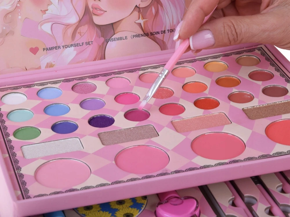 Drobiazgarnia DIDELIS MAKIAŽO RINKINYS MERGAITĖMS – DIDELĖ BEAUTY MAKE UP BOX