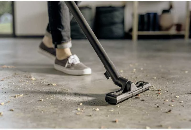 Sauso-drėgno valymo siurblys Karcher WD 2 Plus V-15/4/18
