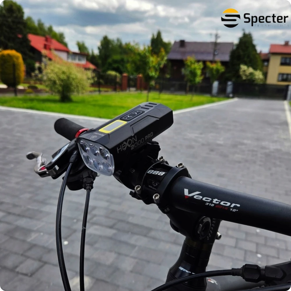 DVIRAČIO PRIEKINIS LEMPAS LED USB C Galingas 2000lm su SPECTER powerbank funkcija