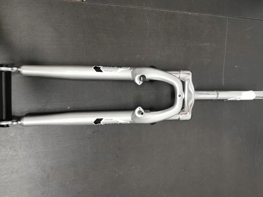 Dviračio šakė 28 Zoom CH-T130 28.6x240 sidabrinė