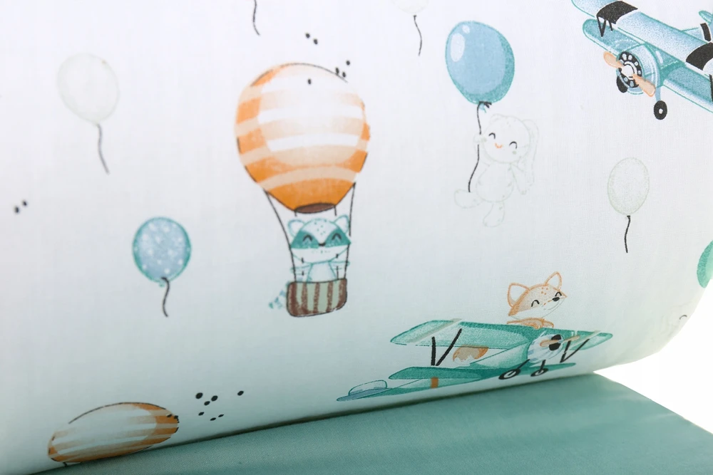 DVIŠIENĖ LOVO APSAUGĖ SU KILMĖLIAIS 180x30cm BABYMAM
