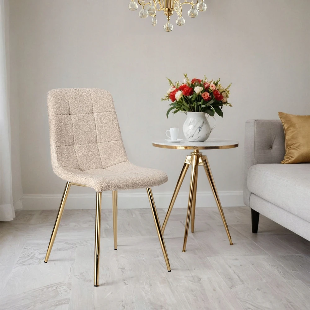 Ehokery dygsniuota smėlio spalvos kėdė moderni BOUCLE TEDDY LAMB METAL GOLD LEGS