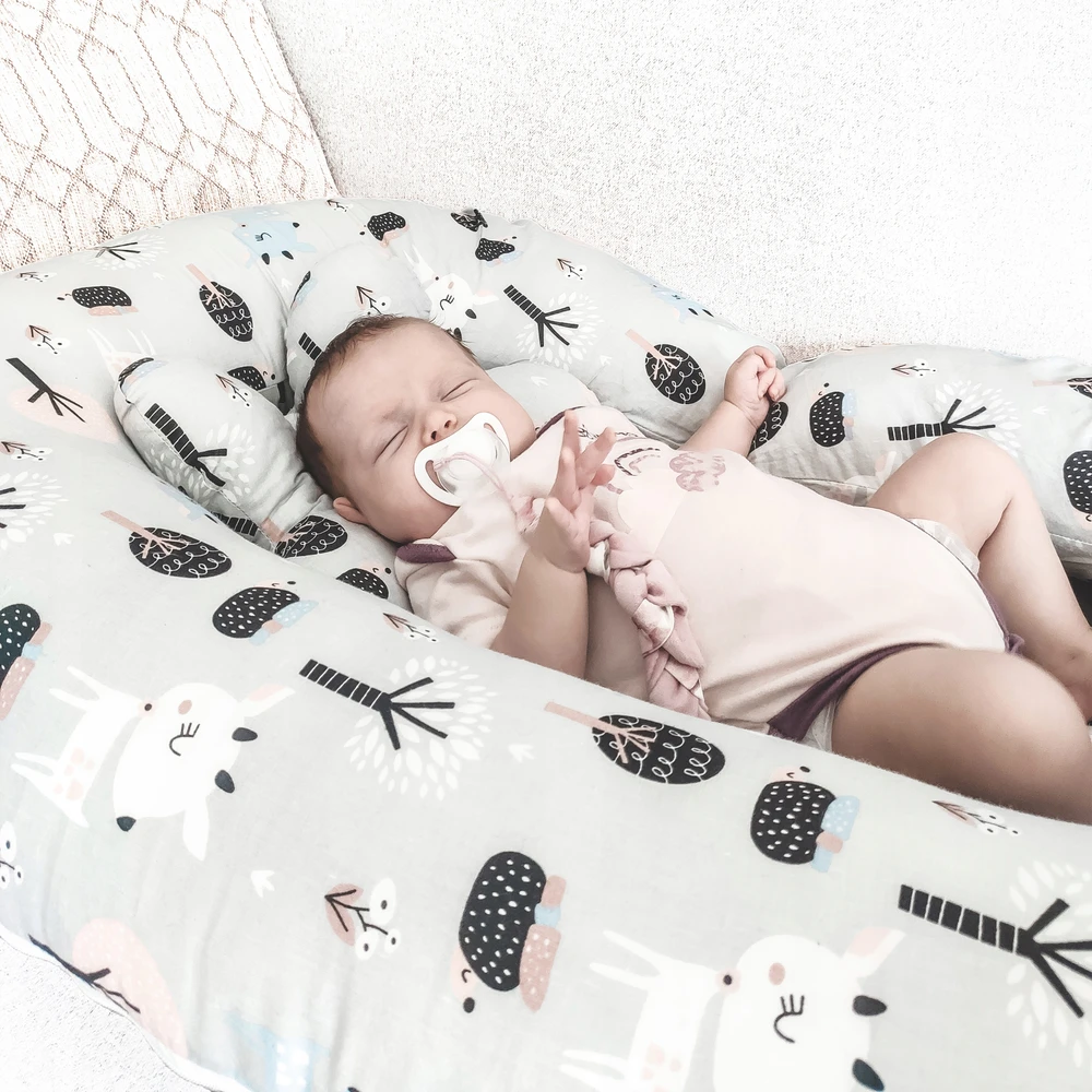 Ekmtrade Nėštumo pagalvė nėščiosioms RINKINYS 4in1 Layette + BUTTERFLY ROLLER MIX