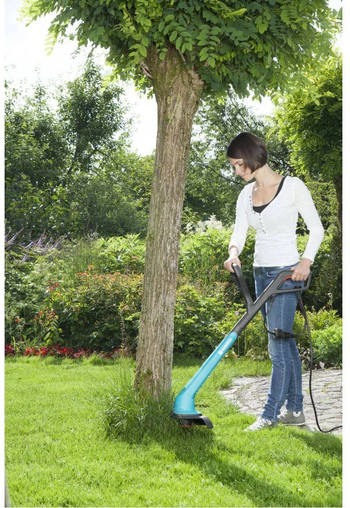 Elektrinė žoliapjovė  GARDENA SmallCut 300/23