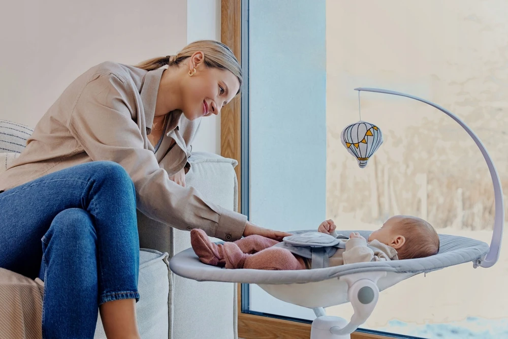 Elektrinis atmuštuvas, 360° pasukimas, valdymo pultas, 0-9kg Lionelo Iris
