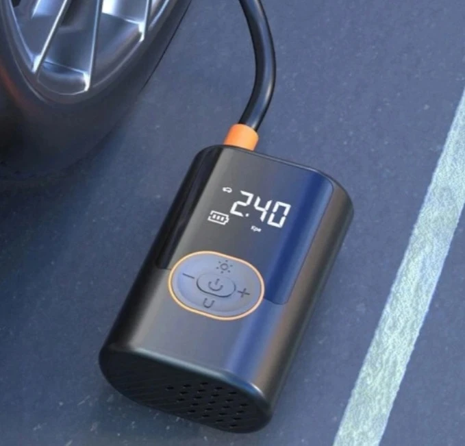 ELEKTRINIS DVIRAČIO SIURBLYS AUTOMOBILIŲ KOMPRESORIUS 4000 mAh POWERBANK 100W