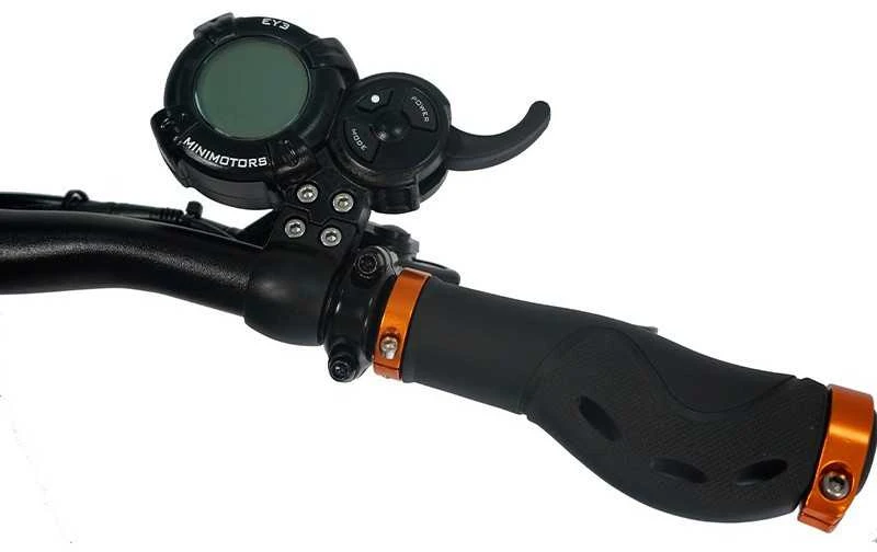 Elektrinis paspirtukas Beaster Scooter OXEN, 1500 W, 60 V, 23,4 Ah, bekelės padangos, skirtas bekelei
