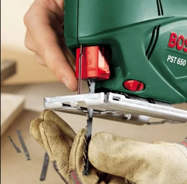Bosch Siaurapjūklis | PST 650 | 500 W | Plastic case