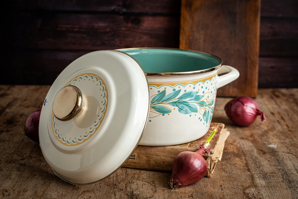 Emaliuotas puodas su dangteliu 16cm 1,9L dujų indukcinis Metalac Žalias Line