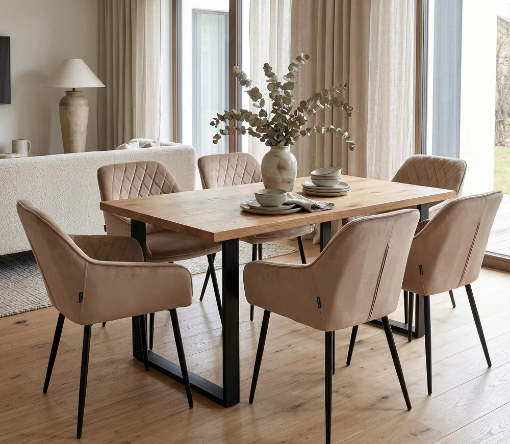 Exito Design Glamour aksominės smėlio spalvos dygsniuota kėdė tualetiniam stalui ir svetainei, palėpėje - RELLO