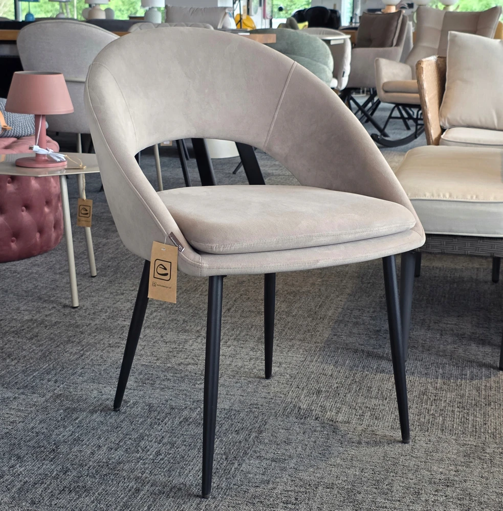 Exito Design Smėlio spalvos minkštas aksominis krėslas svetainei, tualetiniam stalui, valgomajam - NILO