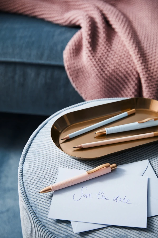Faber-castell Poly Ball Xb Urban rašiklis, miltelių rožės spalvos
