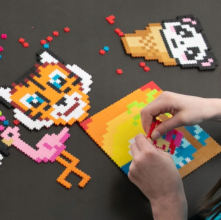 Fat Brain Toys 3000 vnt. „Jixelz Pixel“ galvosūkių rinkinys, vedlys, dėlionės plytelės, riebalų smegenų žaislas