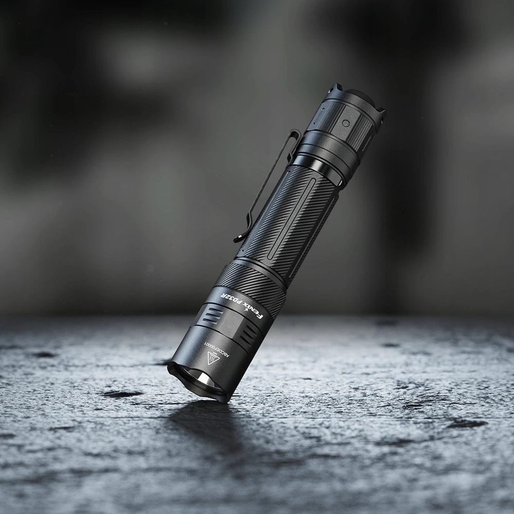 Fenix ​​​​PD32R reflektorius ir prožektorių žibintuvėlis 1400 lm
