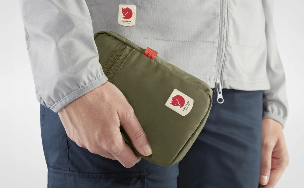 Fjallraven High Coast Pocket - universali rankinė per petį, 0.8l