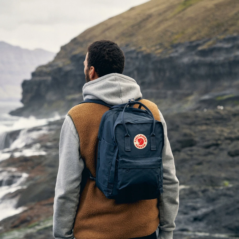 Fjallraven Kanken kuprinė 13" nešiojamam kompiuteriui, tamsiai mėlyna