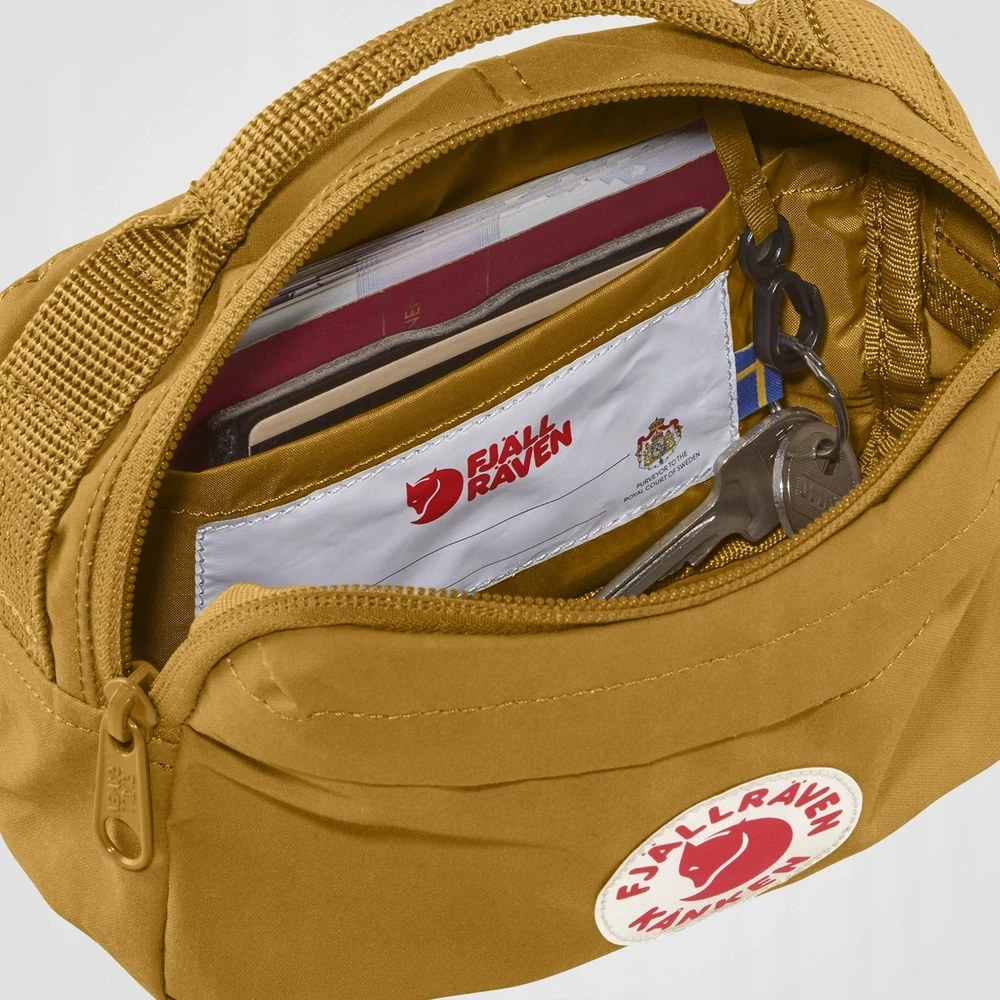 Fjällräven Krepšys - Kanken - Šalčio žalia - 100% vinilal - Išmatavimai: 12x18x8cm - Svoris: 135g