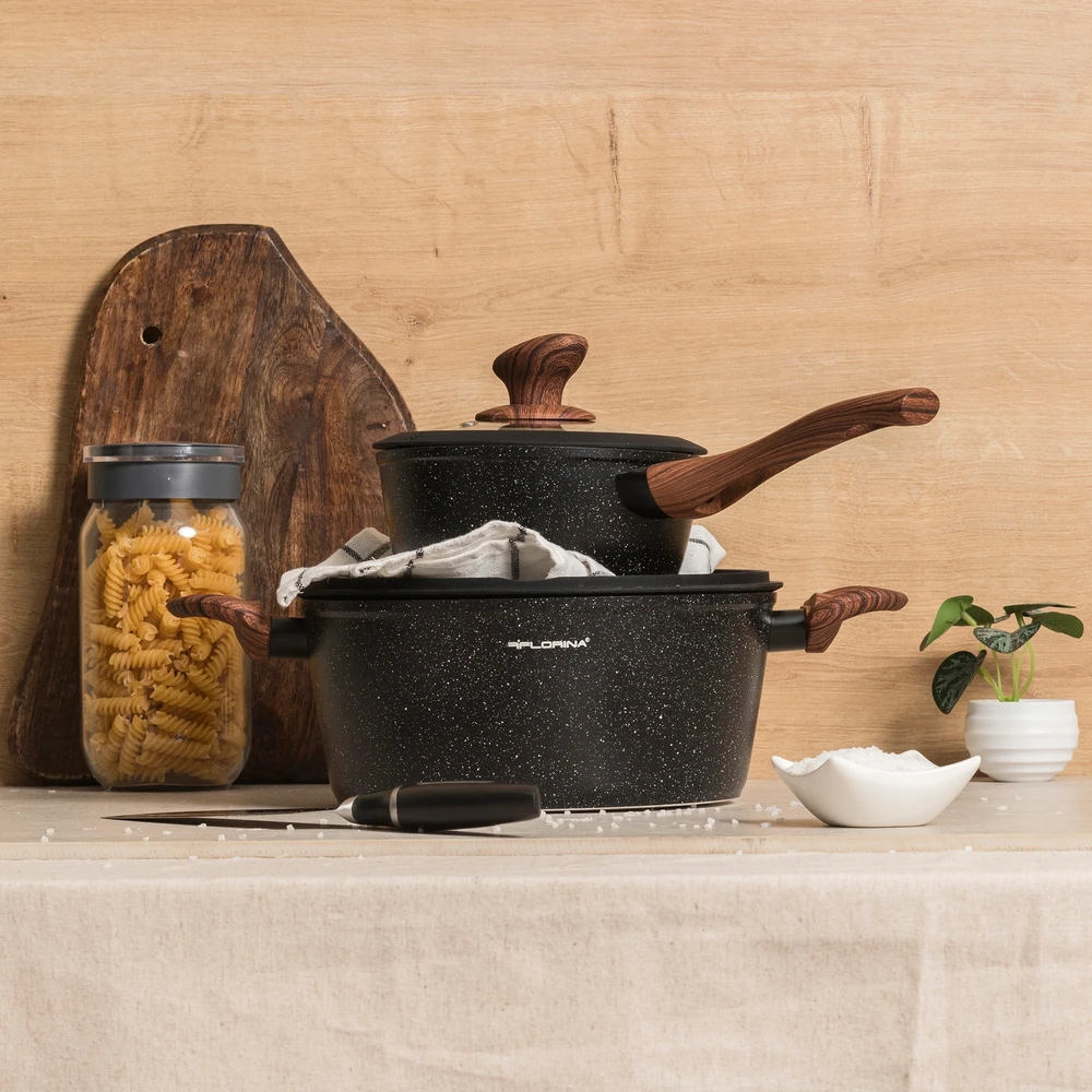 Florina Master Juodas puodas 28 cm 6,5L aliuminio su indukciniu dangteliu