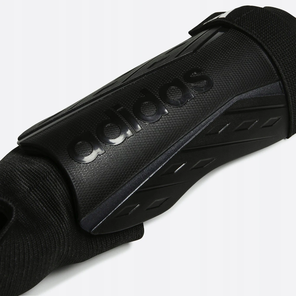 Futbolo apsauga Adidas, juoda