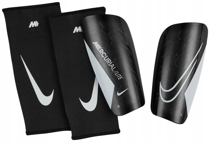 Futbolo apsauga Nike, juoda