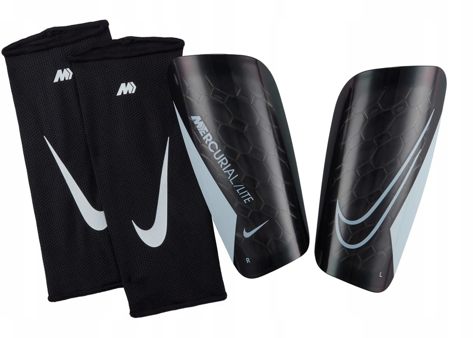 Futbolo apsauga Nike, juoda
