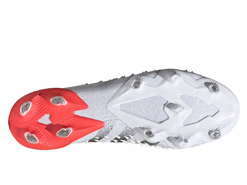 Futbolo bateliai Adidas FY6255