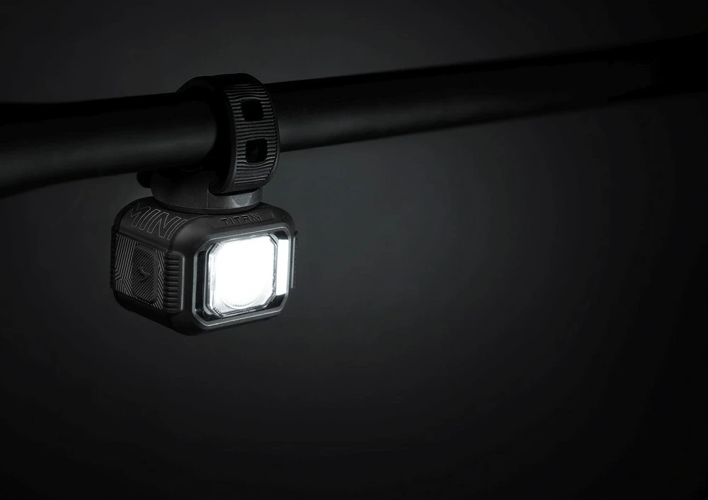 Galingas Moon TITAN MINI dviračio žibintas 700 lm USB + laikiklis