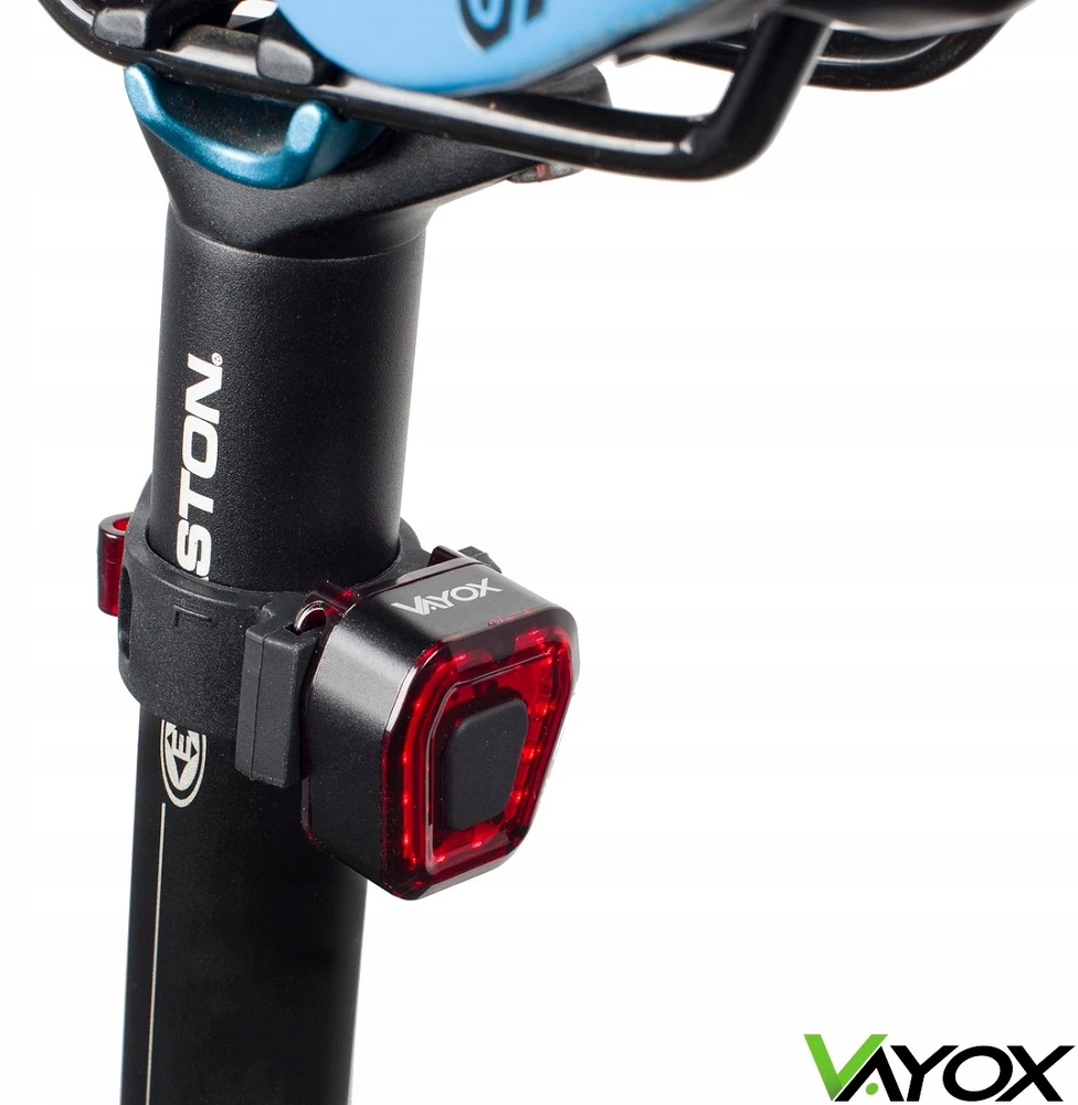 KROSS Galinė lempa VAYOX USB