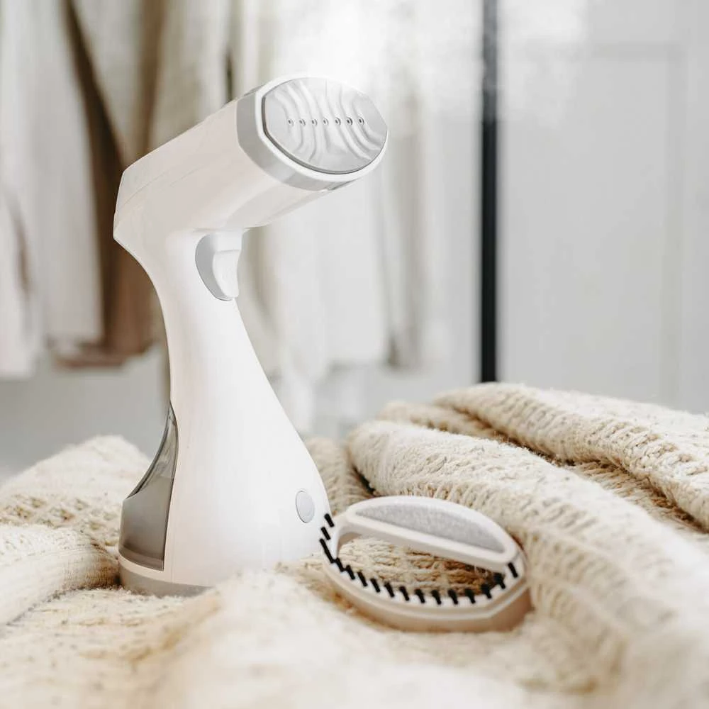 Adler Garment Steamer | AD 5042 | Handheld | 1500 W | 0.3 L | 23 g/min | Baltas