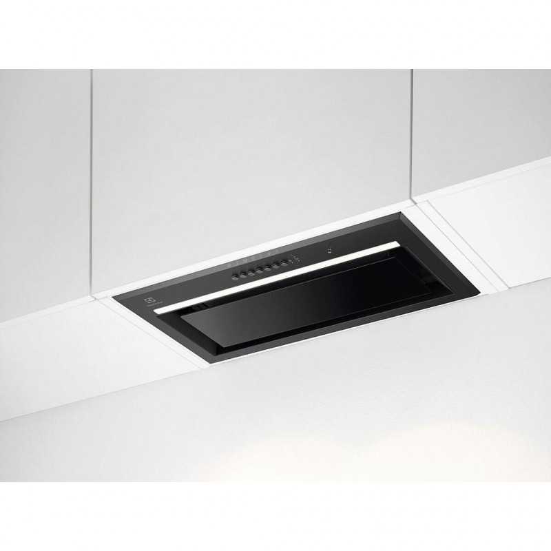 Juodos spalvos 54 cm pločio įmontuojamas gartraukis Electrolux LFG825K