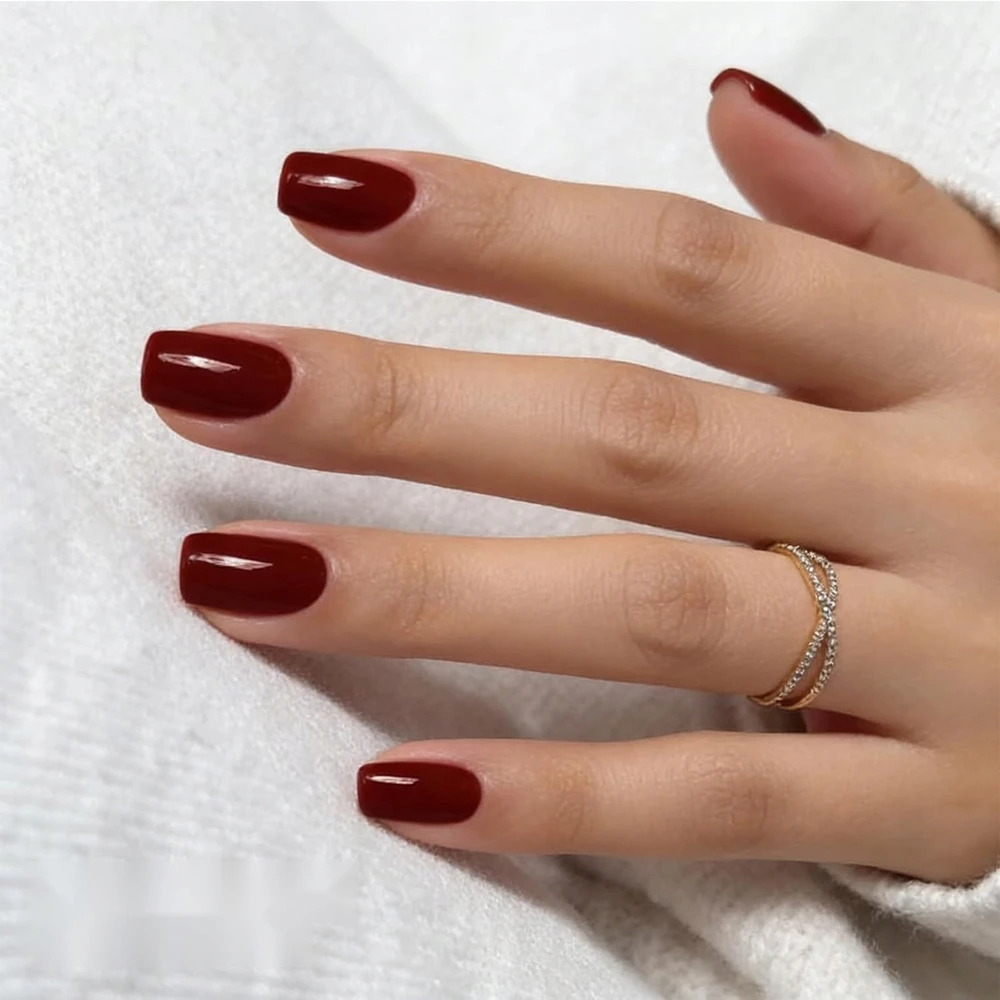 GELINIAI LIPDUKAI 30 Vnt. HIBRIDINIŲ NAGAŲ DAILOS PERMANENTAS VYNAS