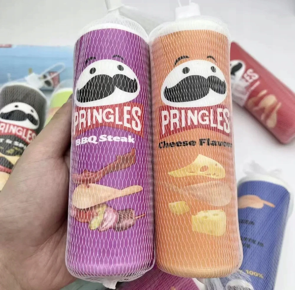 GNIOTEK PRINGLES putplastis, purus 15 cm KVAPAS antistresinis FOODIE ADHD