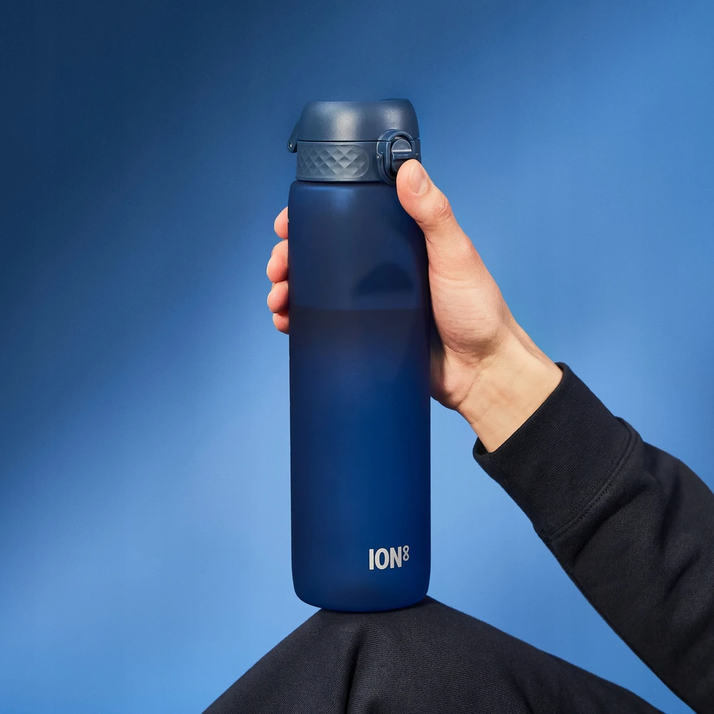 Gertuvė Gourde - ION8 - Tamsiai mėlyna - 1000 ml - Be BPA - Sandarumas - Su juostele