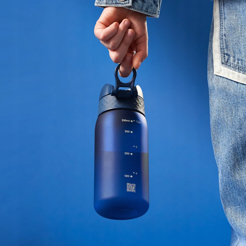 Gertuvė Gourde - ION8 - Tamsiai mėlyna - 350 ml - Be BPA - Atidarymas viena ranka - Ideali žygiams