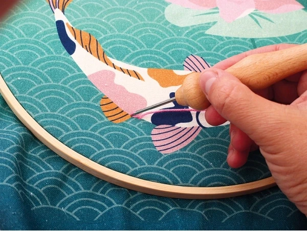 Graine Creative Punch Needle siuvinėjimo rinkinys - žuvis, 35x35 cm