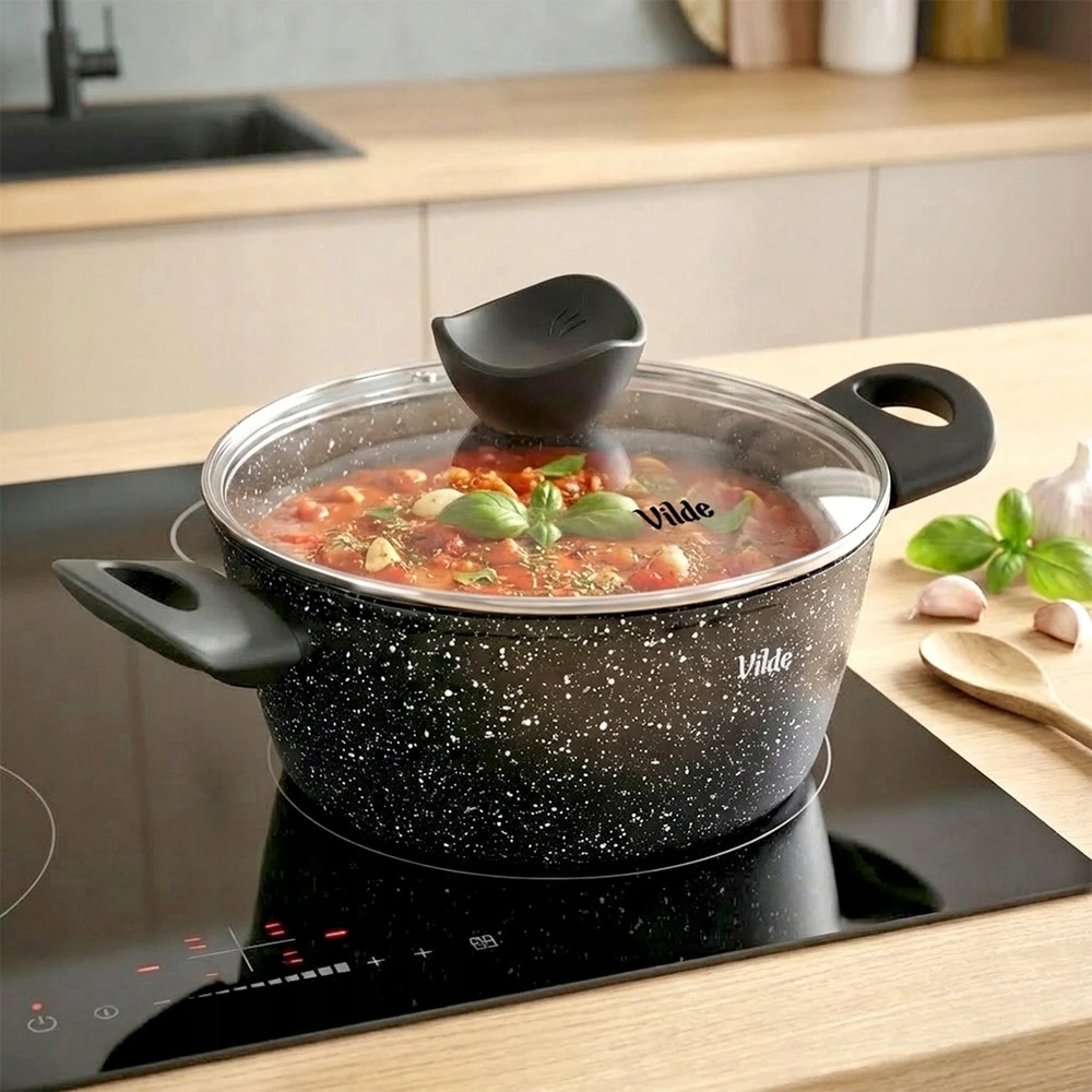 GRANITINIS puodas su dangčiu troškinimui VILDE 20 cm 2,2L