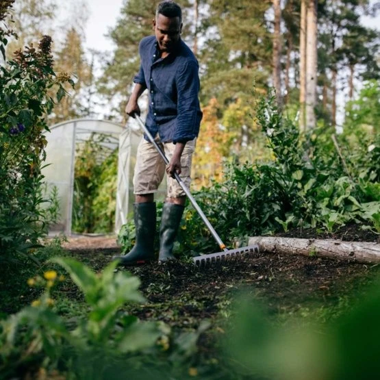 Grabie Fiskars Ergonomic grėblys, dirvai