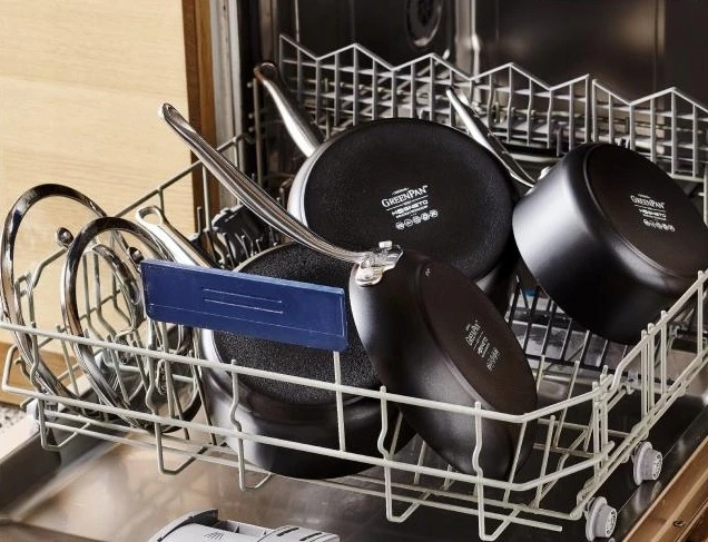 Green Pan Puodas su dangteliu, Barcelona Juodas, 18 cm